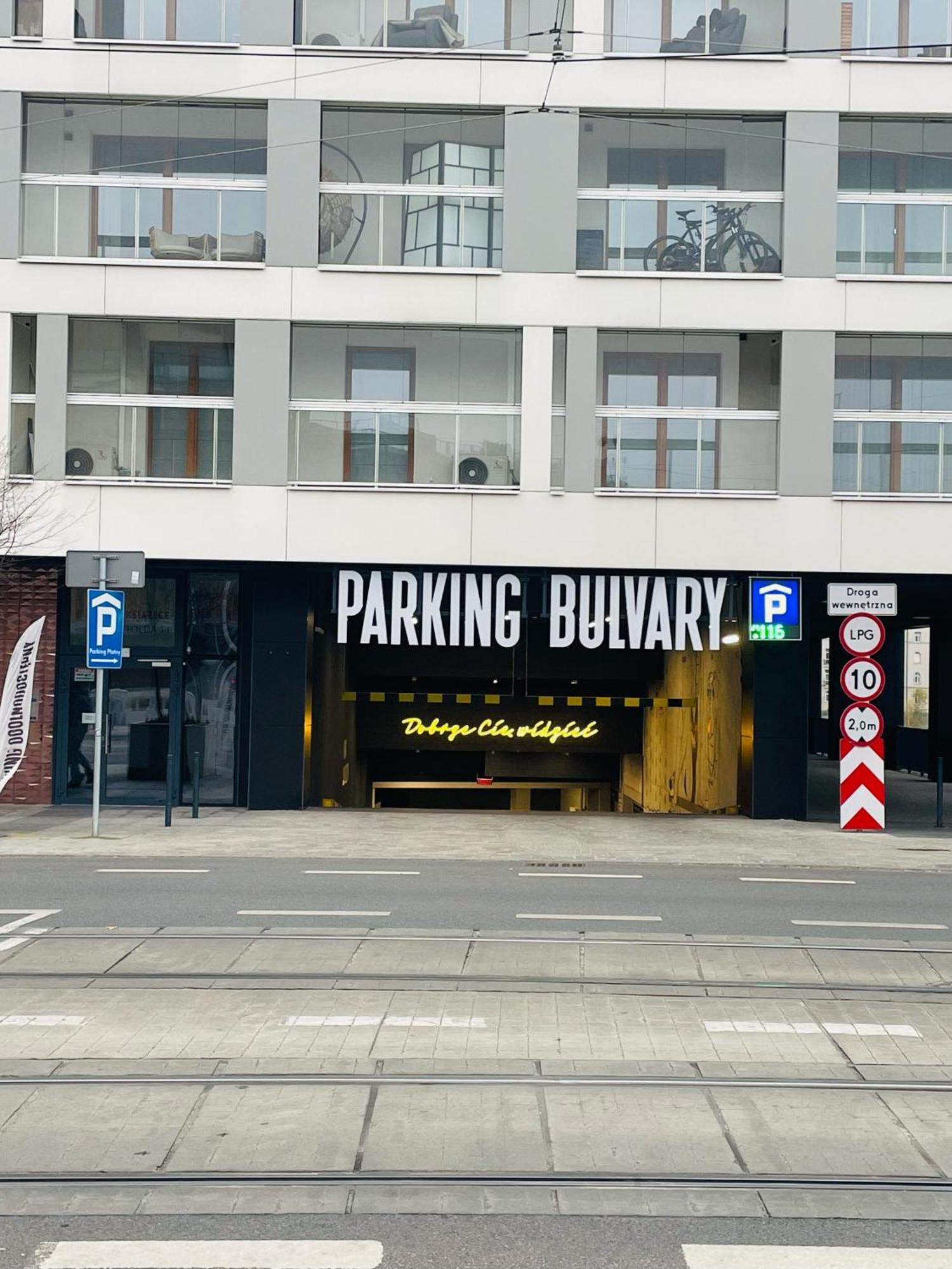 Q19 Apartments Rynek วรอตซวาฟ ภายนอก รูปภาพ